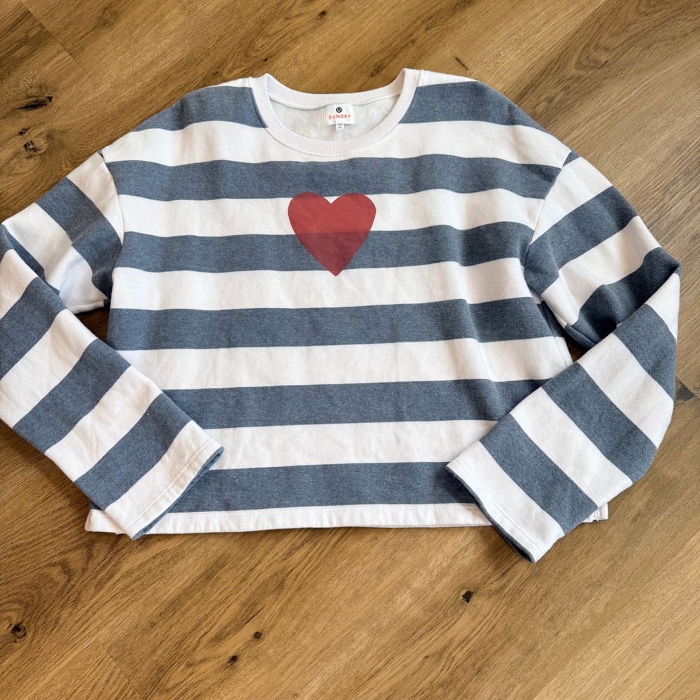 SUNDRY Womens‎ XL Striped Heart Sweatshirt Gray White Red Fleece Pullover
